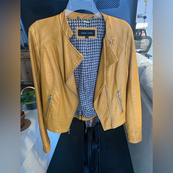 Wilson's Leather Jacket - Picture 4 of 6